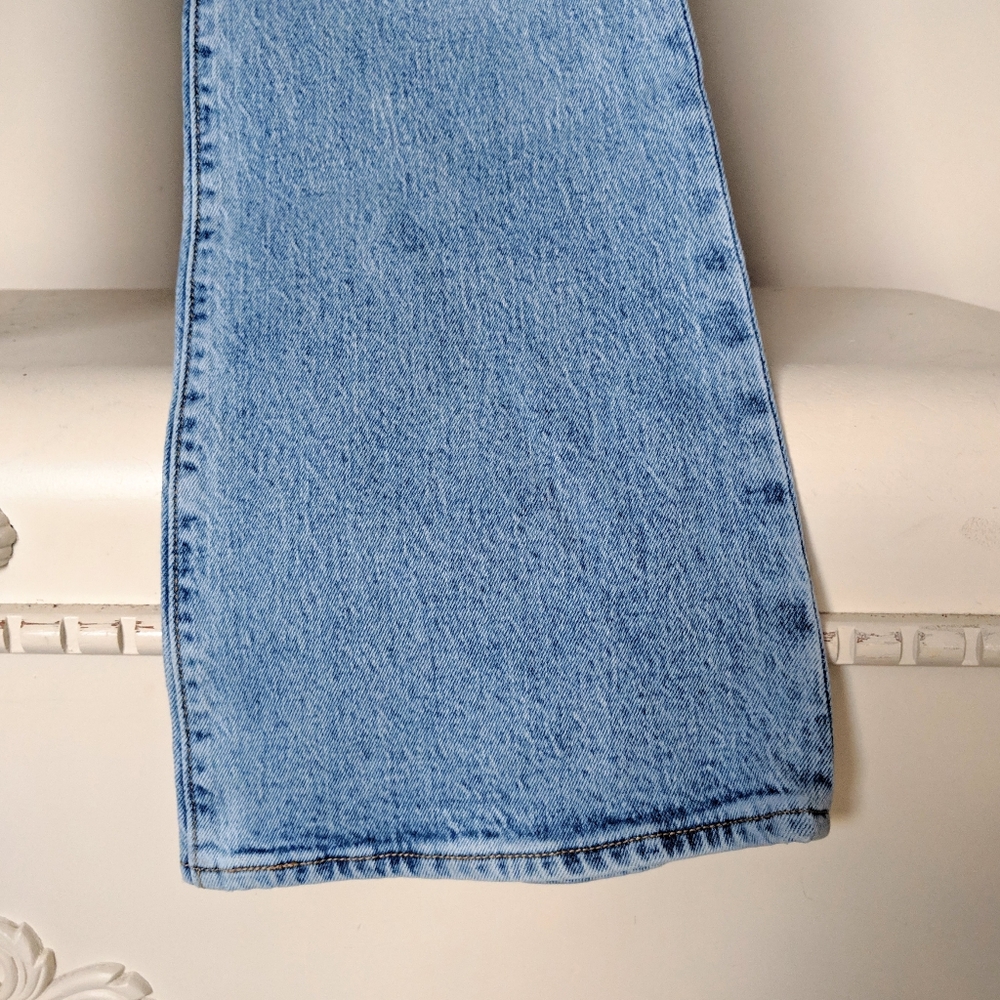 Levi's Ribcage Flare Tango light premium jeans NWT - Picture 6 of 8